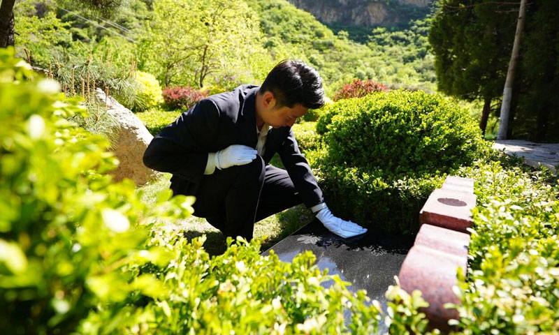 九公山长城纪念林将墓区服务也做到极致 九公山长城纪念林将墓区服务也做到极致