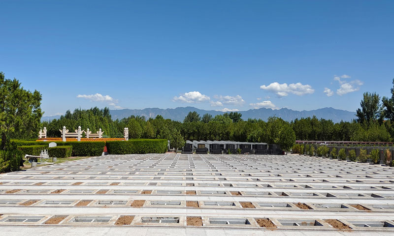 中华永久陵园待建墓区 中华永久陵园待建墓区