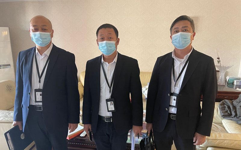 天顺祥白事管家服务后合影-最右侧为周涛