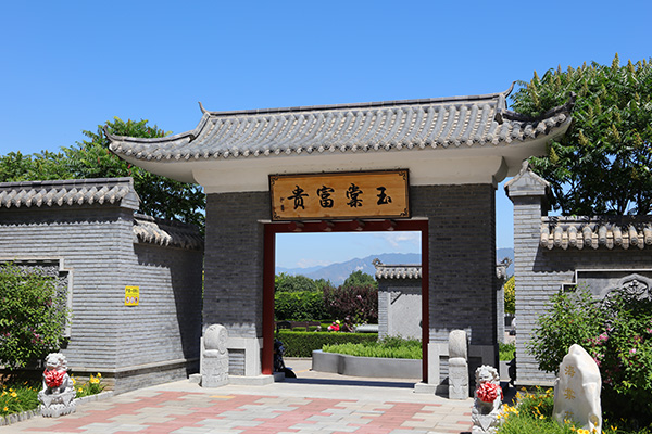 北京周边公墓中华永久陵园海堂苑墓碑产品特点及价格