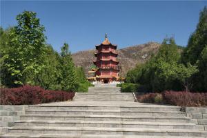 万佛塔远景